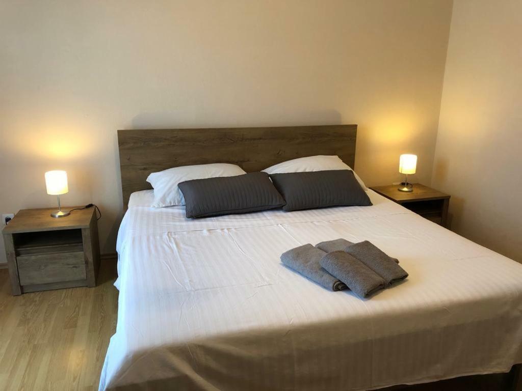 Bed&Breakfast Kurtic Supetar Exterior foto